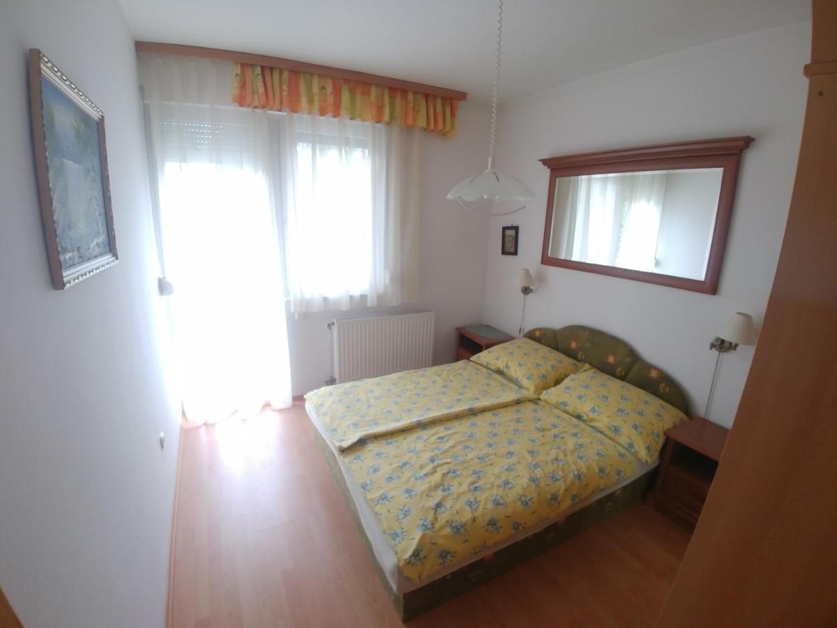 Árnyas Apartamento Balatonlelle Exterior foto